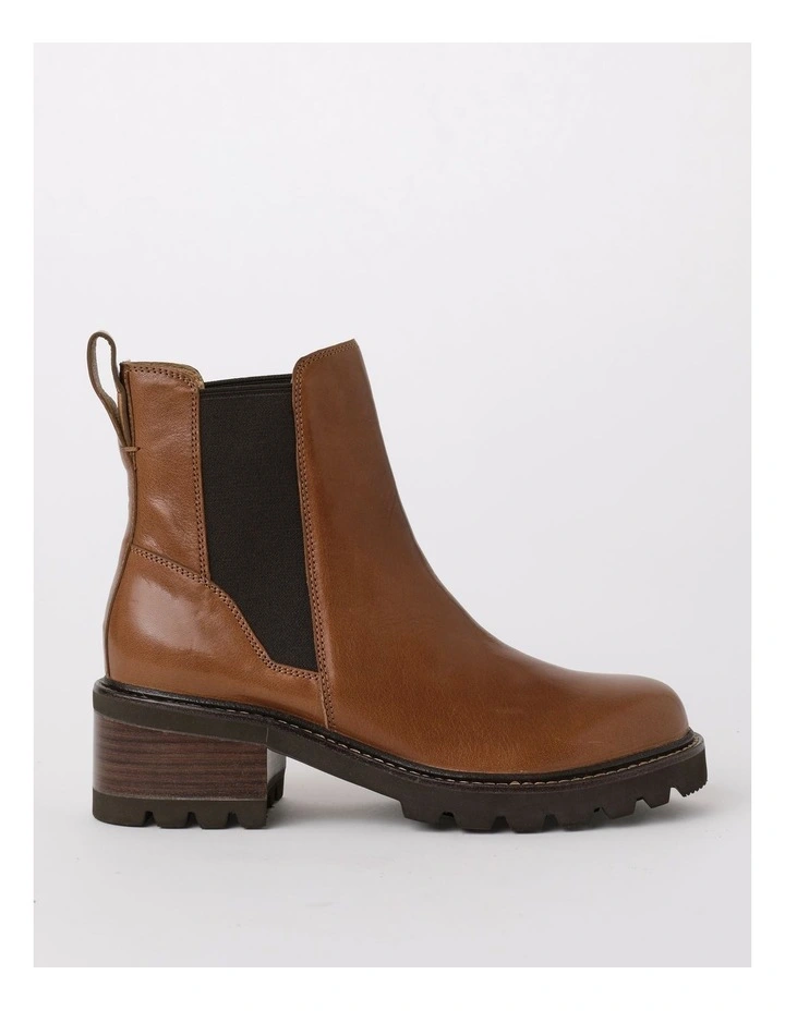 Dakota Boot in Tan