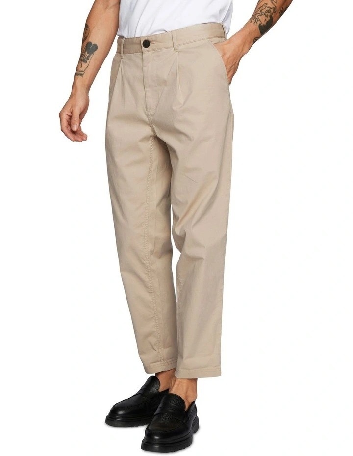 Colton Pant in Brown