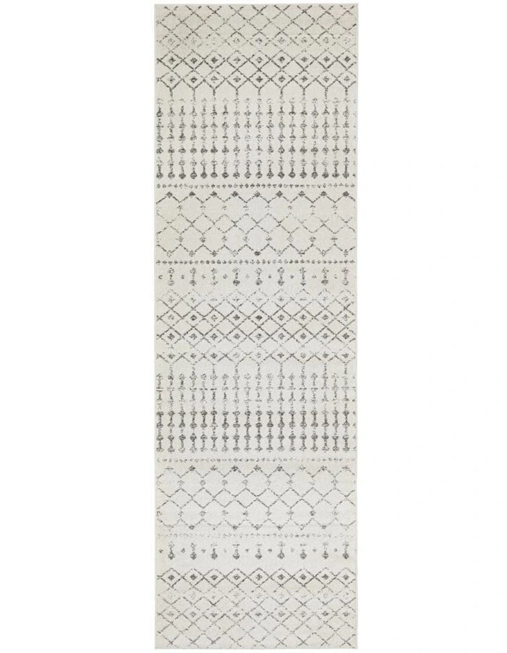 Chrome Elsa Rug in Silver
