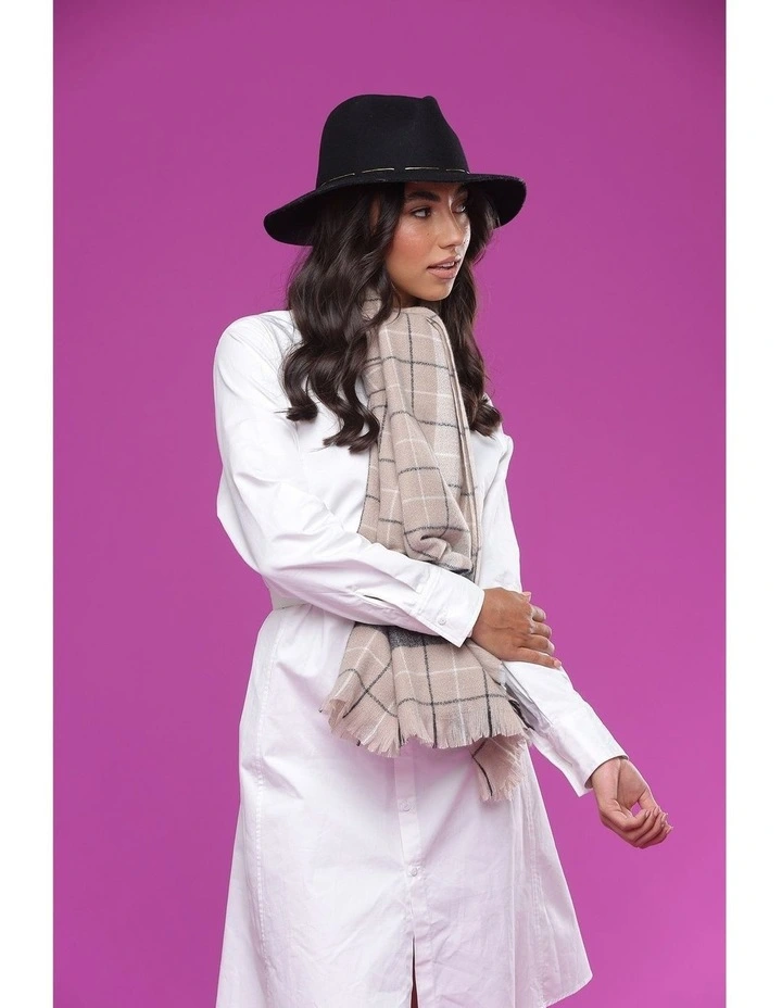 Taelyn Fedora Hat in Black