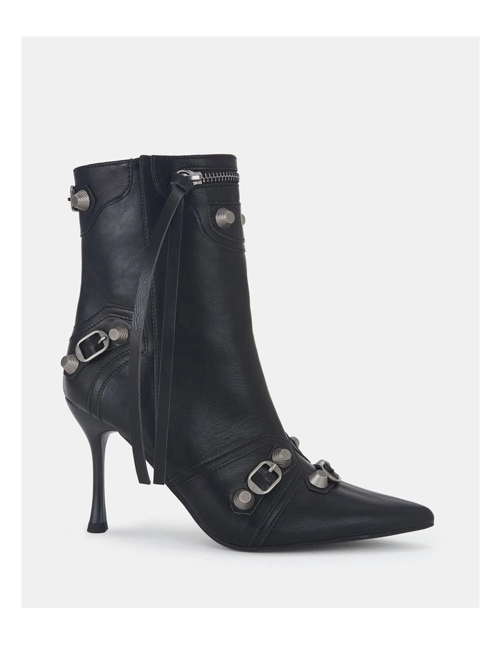 Kaboom Boots in Black