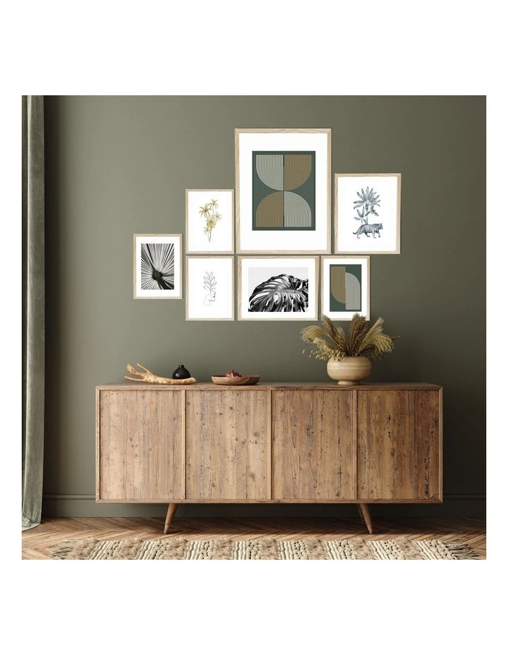 Instant Gallery Wall 7 Piece Frame Set in Oak
