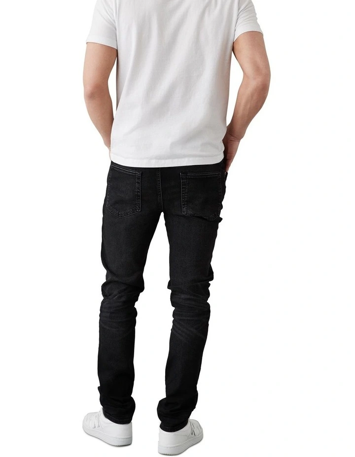 AirFlex+ Slim Jean in Black Wash