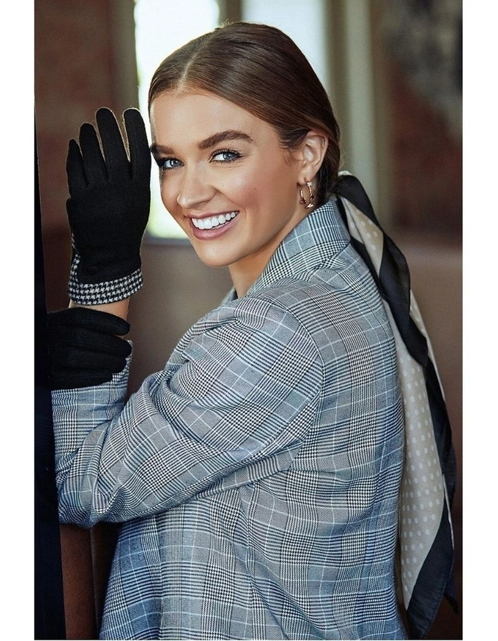 Marsha Gloves in Black