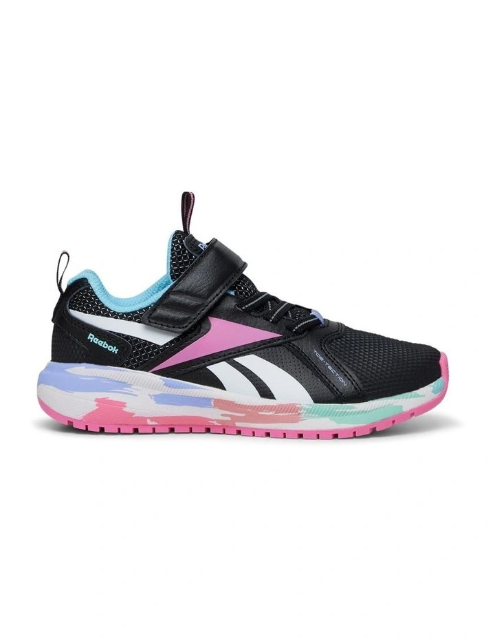 Durable Xt Alt Sport Shoes in Black