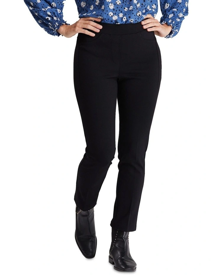 Moda Slim Leg Short Length Pant in Black