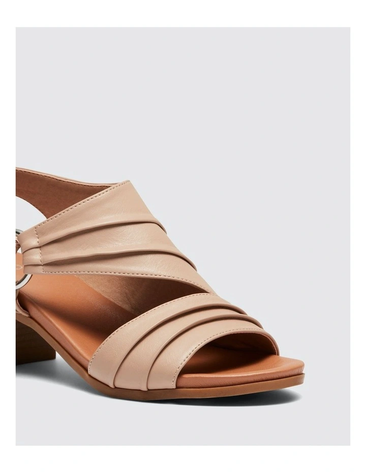Usera Heels in Nude