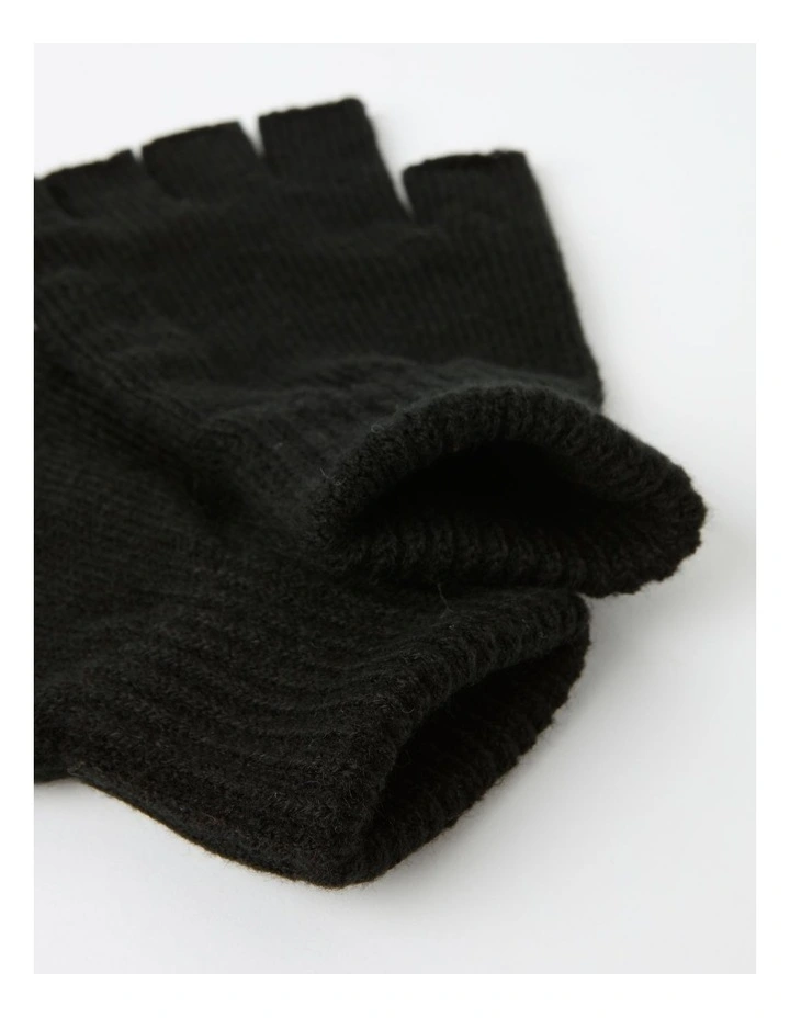 Fingerless Glove in Black
