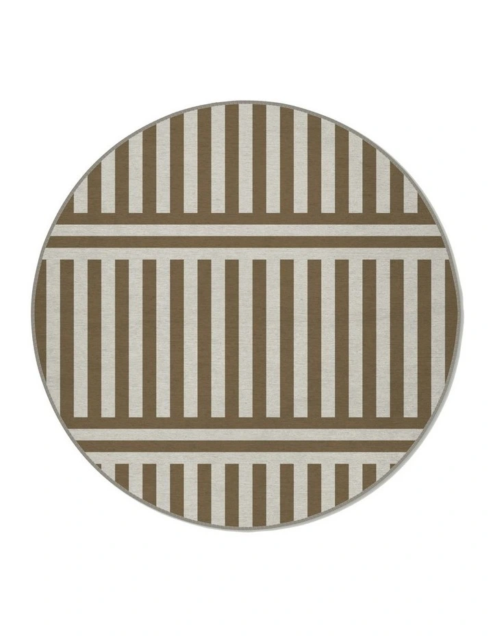Plinth Chenille Round Rug in Brown