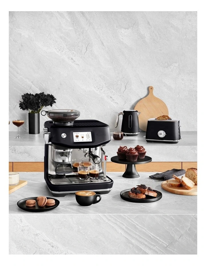 The Barista Touch Impress in Black Truffle BES881BTR2JAN1