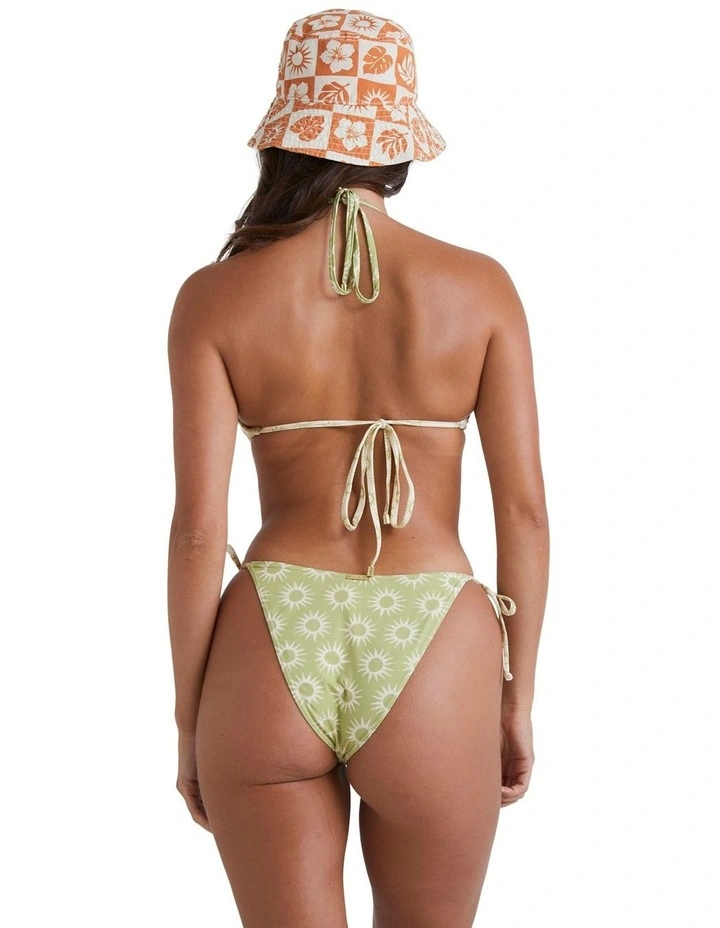 Follow The Sun Rev Remi Tri Bikini Top in Green Eyes