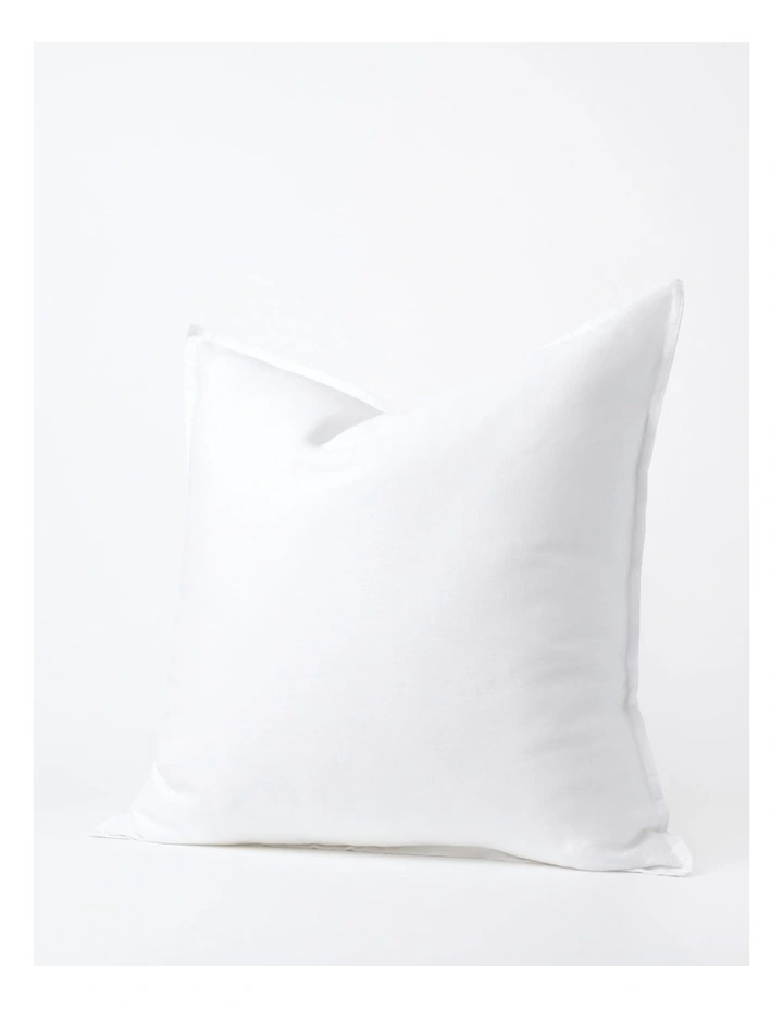 Sandy Cape Cushion in White