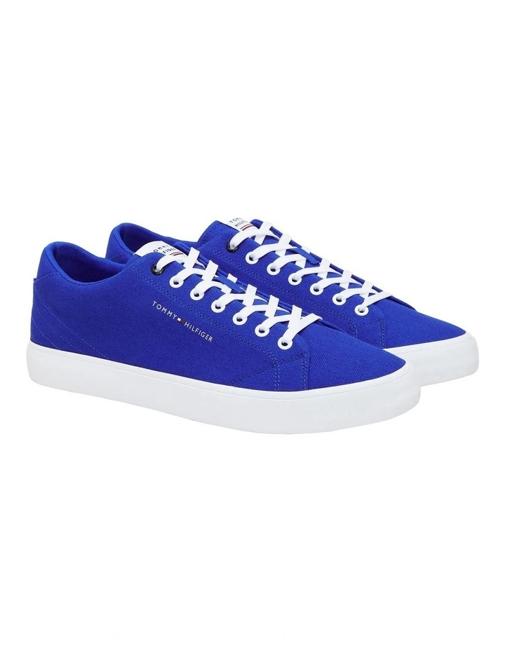 TH HI Vulc Core Low Canvas Shoes in Ultra Blue