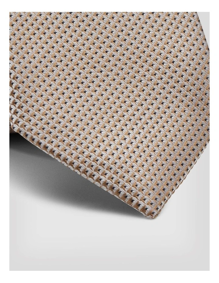 Silk Micro Texture Tie in Fawn