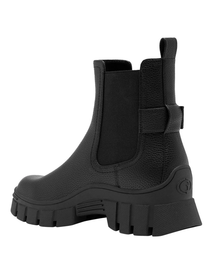 Hensly Boot in Black