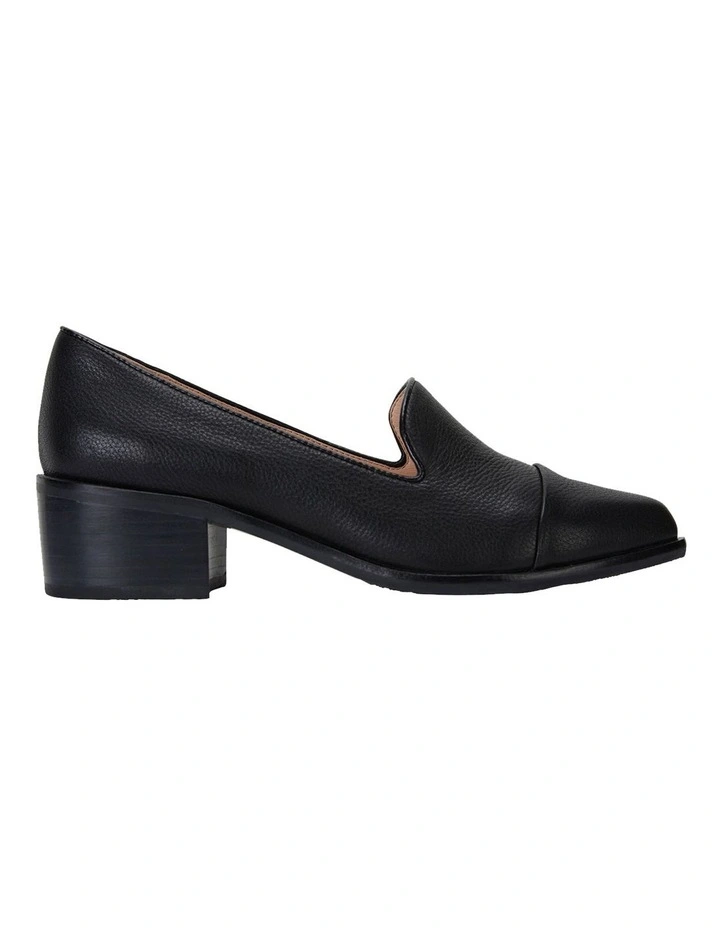 Expert Black Glove Heeled Shoes