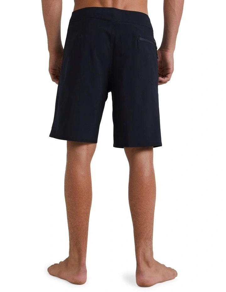 Surfsilk Kaimana 19" Boardshorts in Black