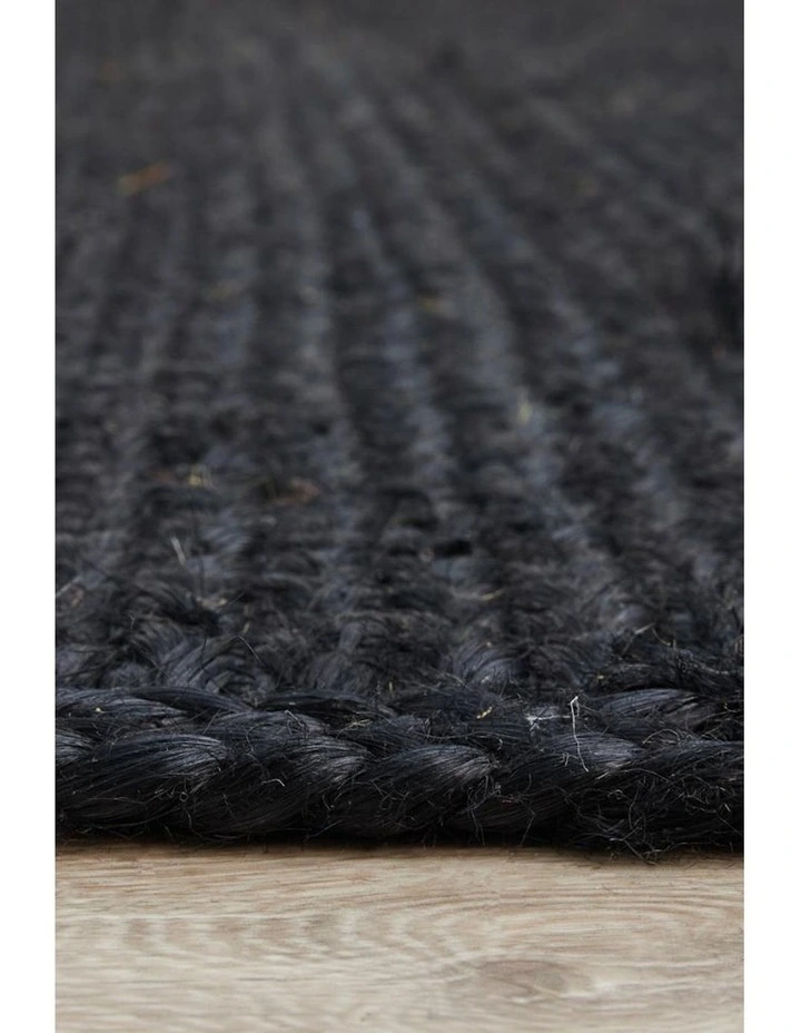 Bondi Rug in Black