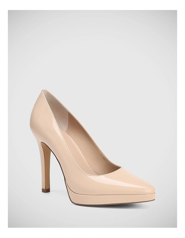 Vero Patent Leather Pump in New Flesh