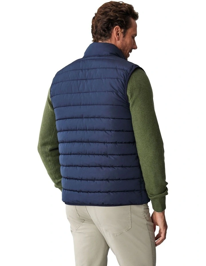 Lightweight Puffer Vest in Navy