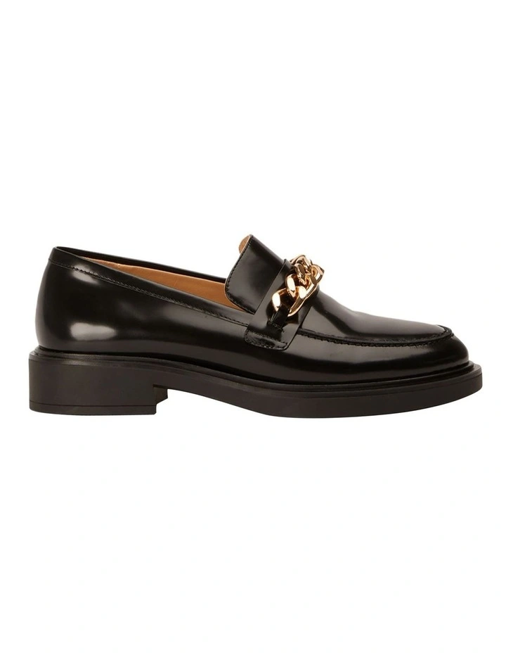 Candice Flats in Black