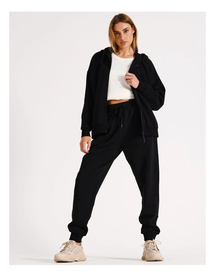Trackpants in Black
