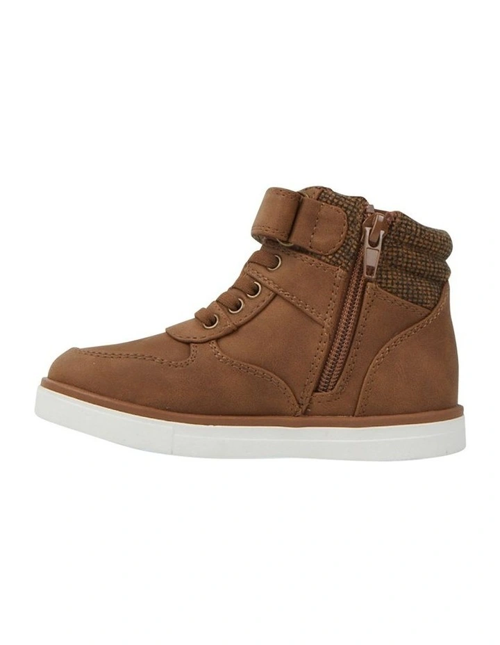 Jax Boots in Natural