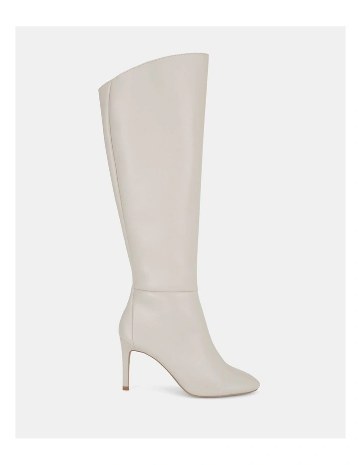 Orson Boots in Cream