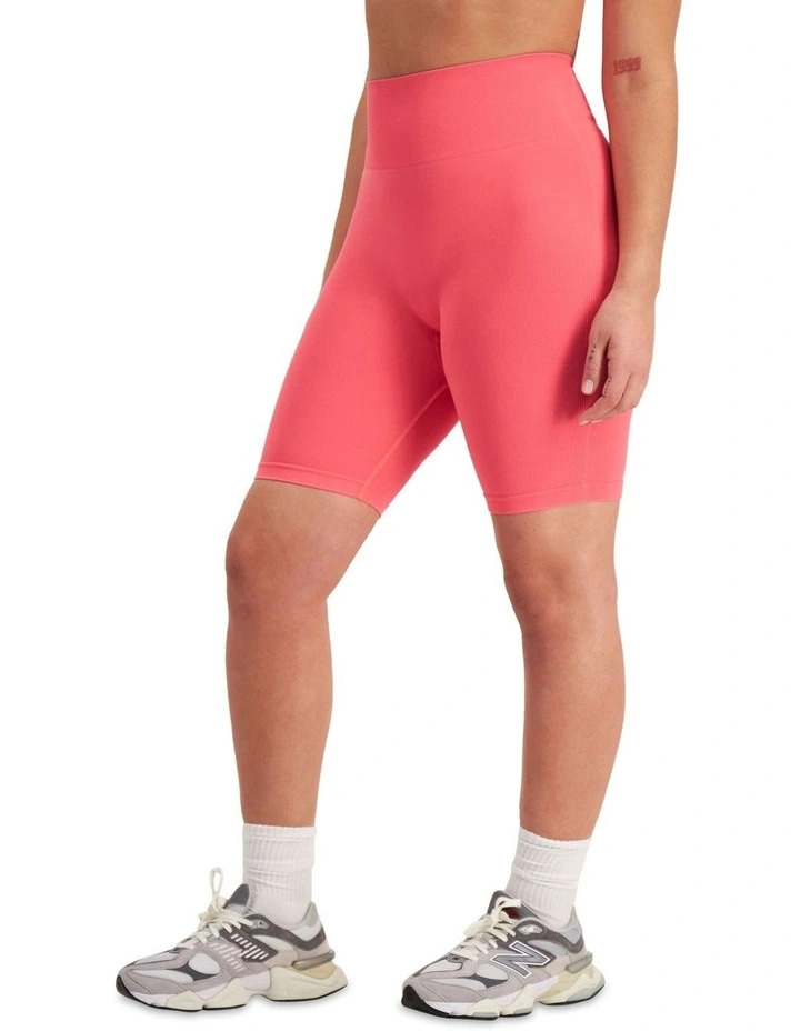 Move Seamless Bike Shorts in Picnic Pink