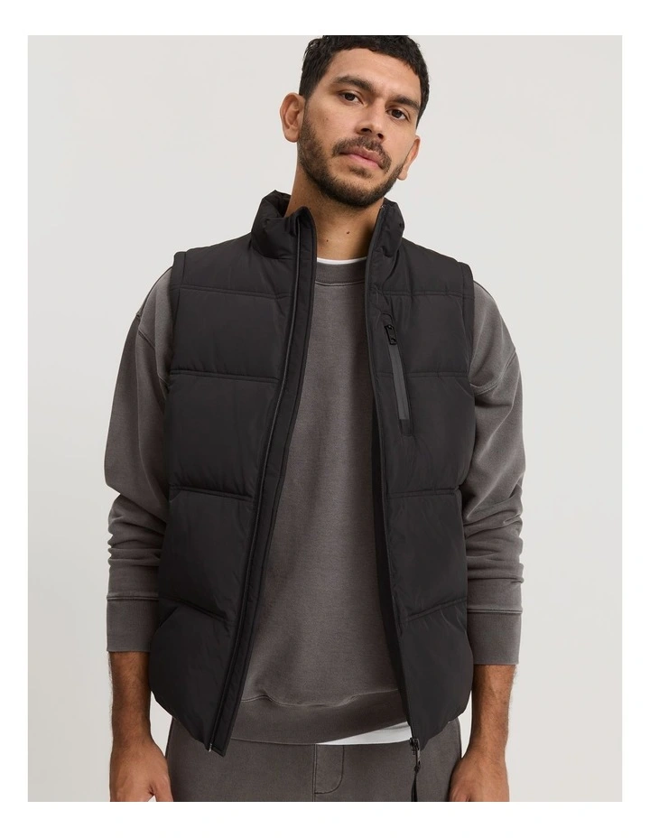Recycled Polyester Puffer Vest in Black