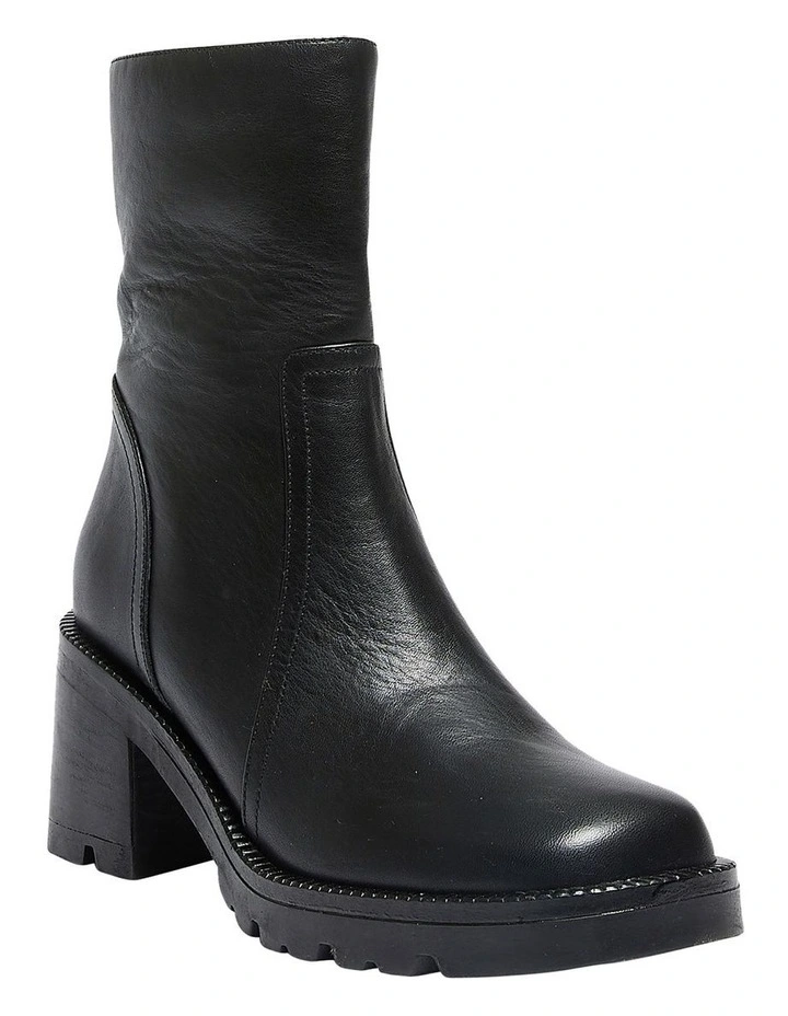 Damon Boots in Black Leather
