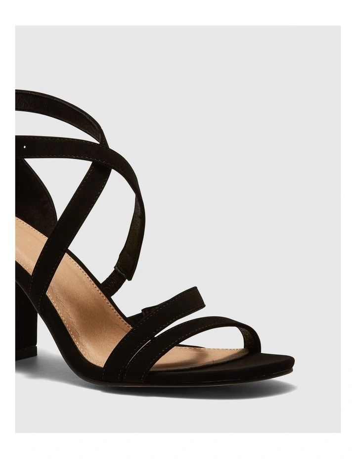 UCCI Sandals in Black
