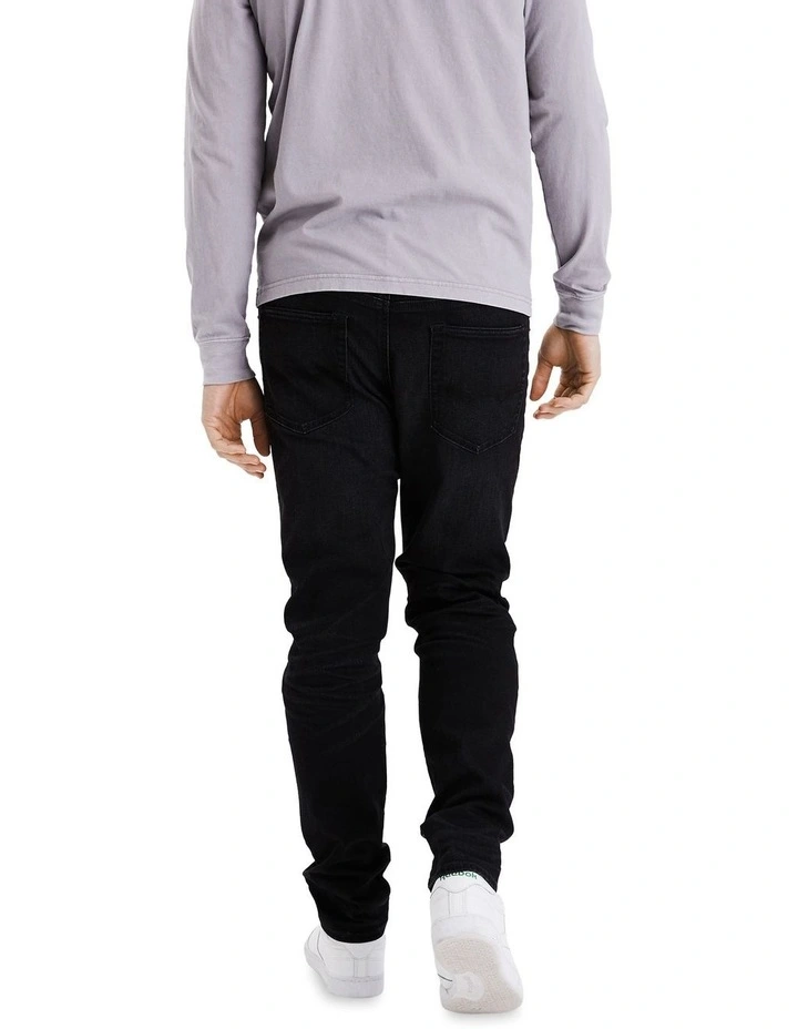 AirFlex Athletic Fit Jean in Black