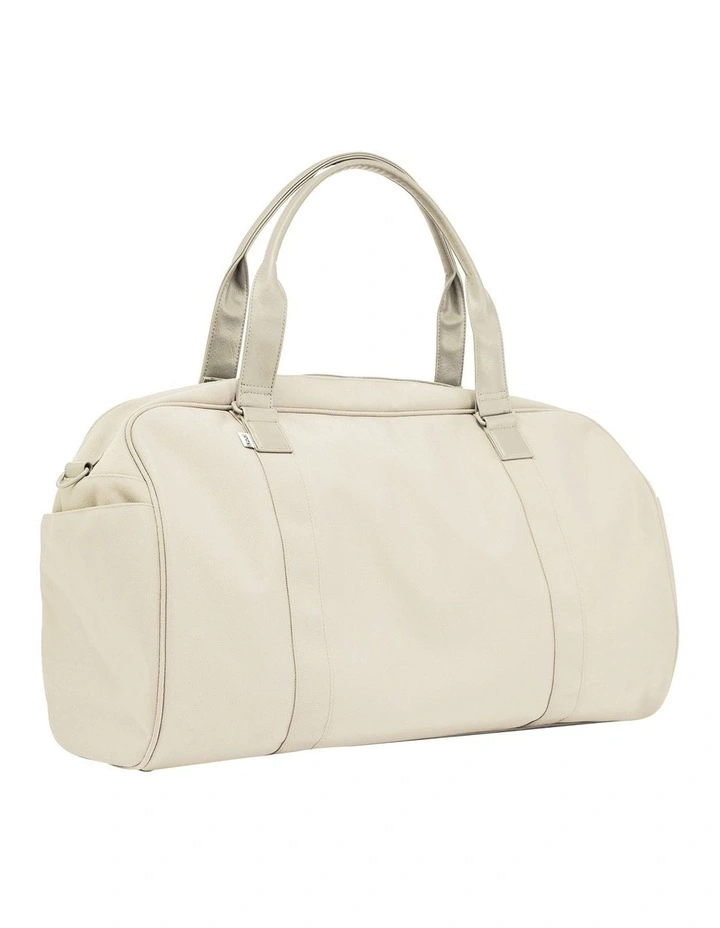 The Duffle in Ivory
