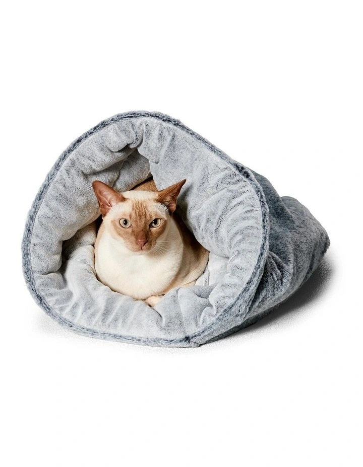 The Cat Bed in Chinchilla
