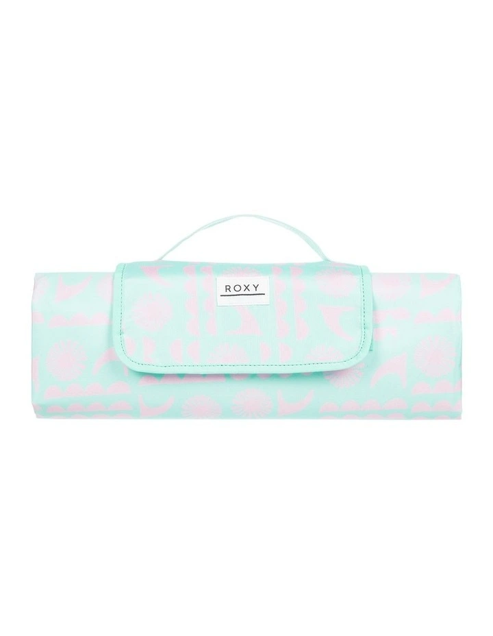 Spring Bouquet Picnic Mat in Aruba Blue Surf Saavy Big