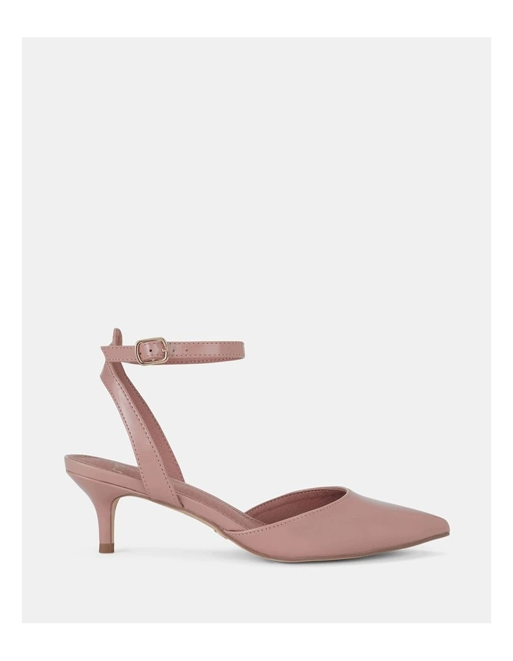 Ingerid Pumps in Nude Patent