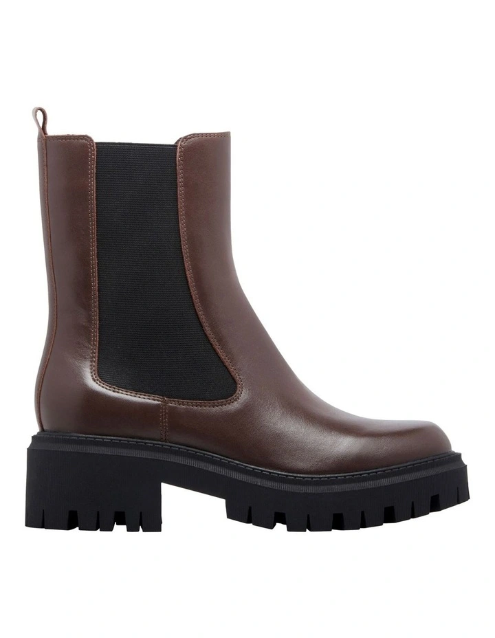 Rives Ankle Boot in Brown