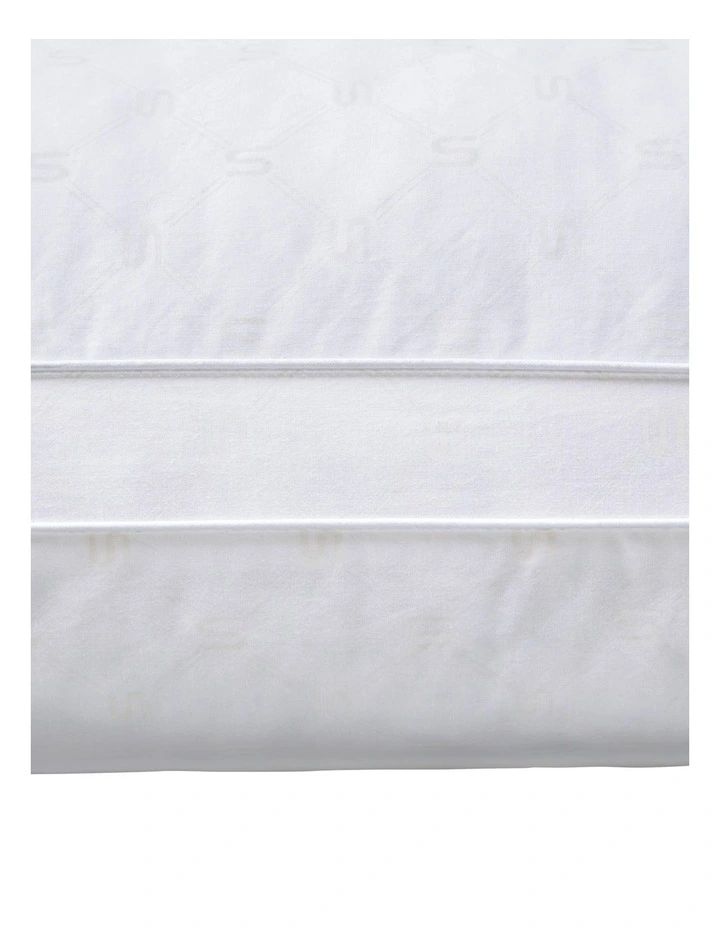 Deluxe Dream Standard Pillow Low in White