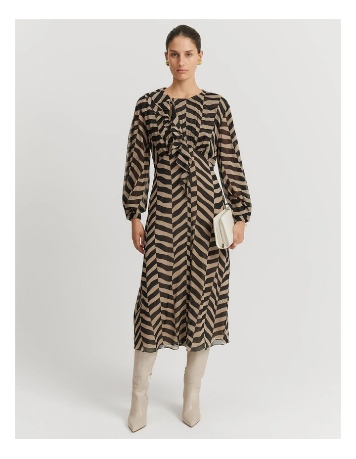 Print Ruffle Detail Maxi Dress in Herringbone