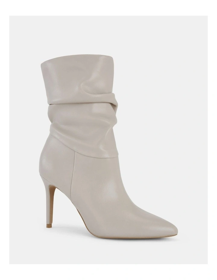 Doza Ankle Boots in Cream