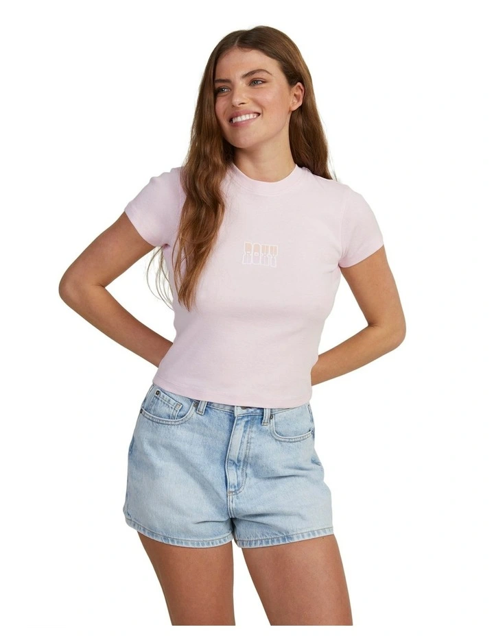 Summertime Glow Boyfriend T-shirt in Pirouette