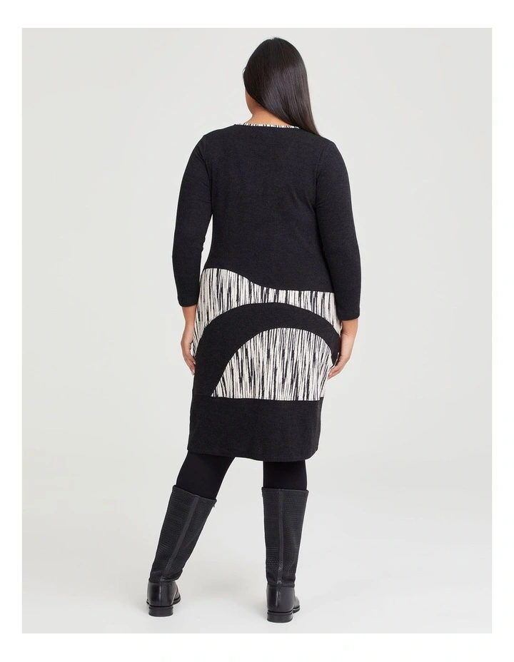 Splice Jacquard Snug Tulip Dress in Black/Ecru