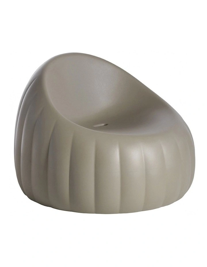 Gelee Lounge Chair in Soft Argil