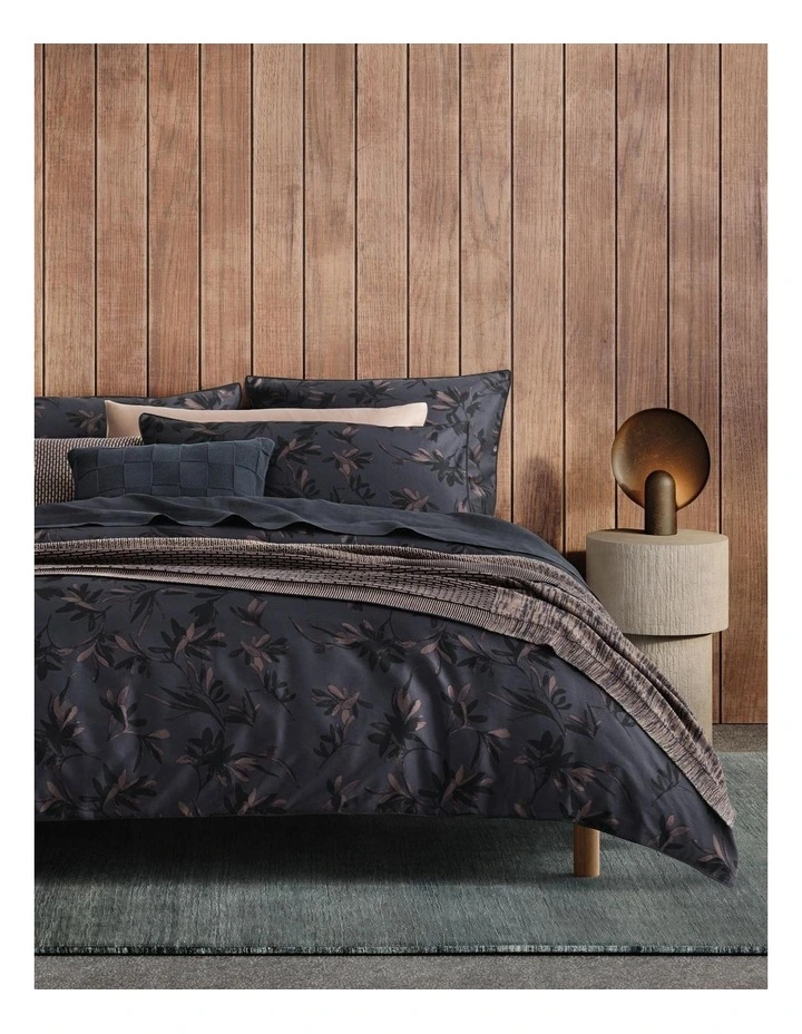 Yuna Quilt Cover in Carbon