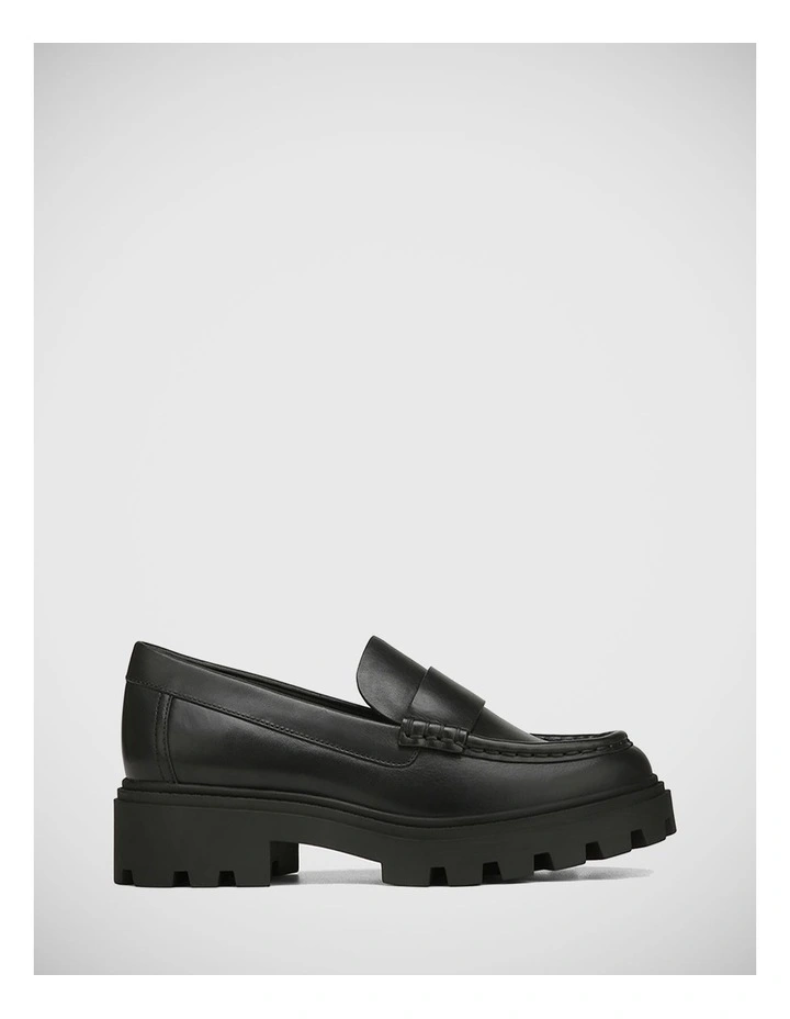 Freyja Leather Loafer in Black