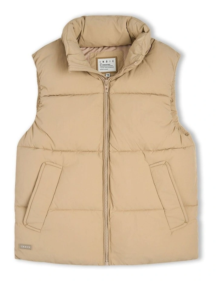The New Chester Puffer Vest (3-7 years) in Toffee