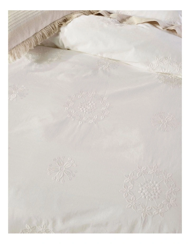 Amore Quilt Cover Set in White