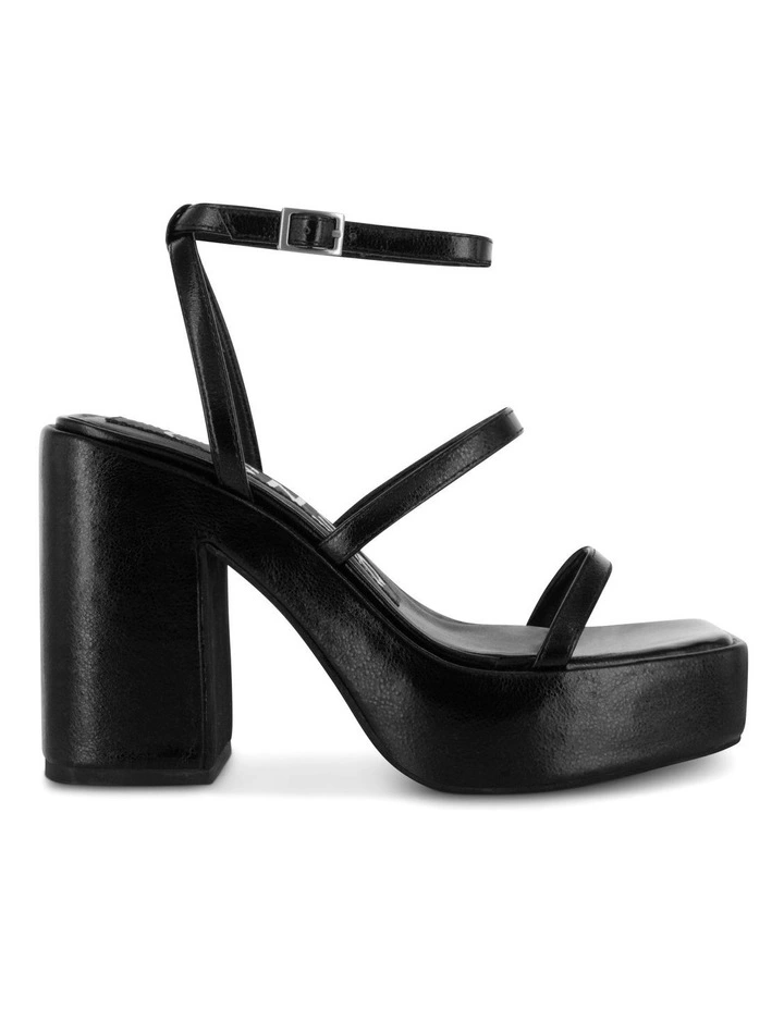 Yasmin III Sandals in Ebony