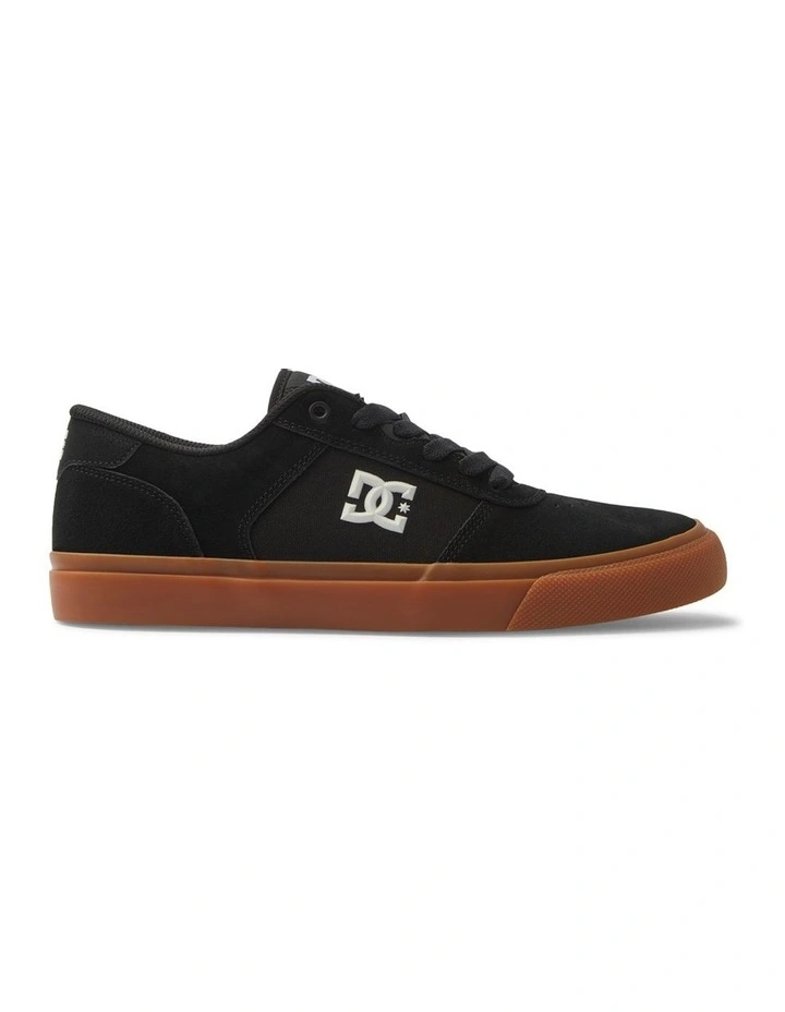 Teknic Shoes in Black